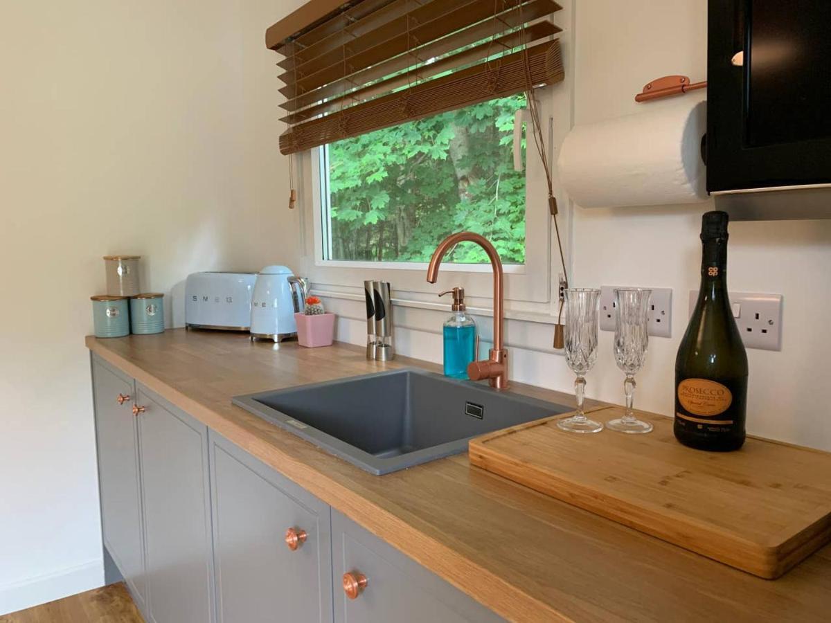 Highland Hottub Retreat, On Nc500 Villa Inverness Exteriör bild